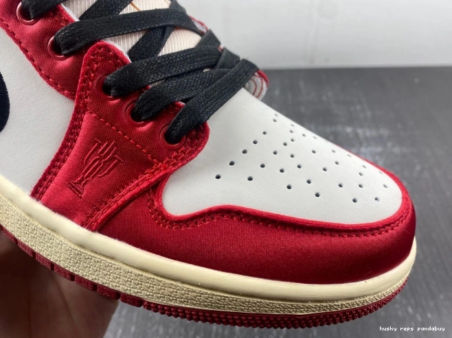 Rep Husky Low 1 Jordan FN0432-017 Air OG Room x Home Trophy 0809